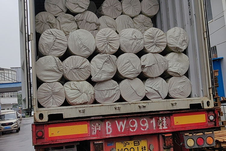 Aangepaste polyester filterdoek geëxporteerd naar Australië